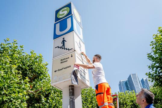Reinigung der Stationen „Hauptwache“ und „Konstablerwache“